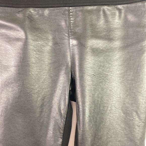 Club Monaco Black Faux Leather Front Wide Elastic Waist Band Leggings Size 4 - Picture 4 of 8